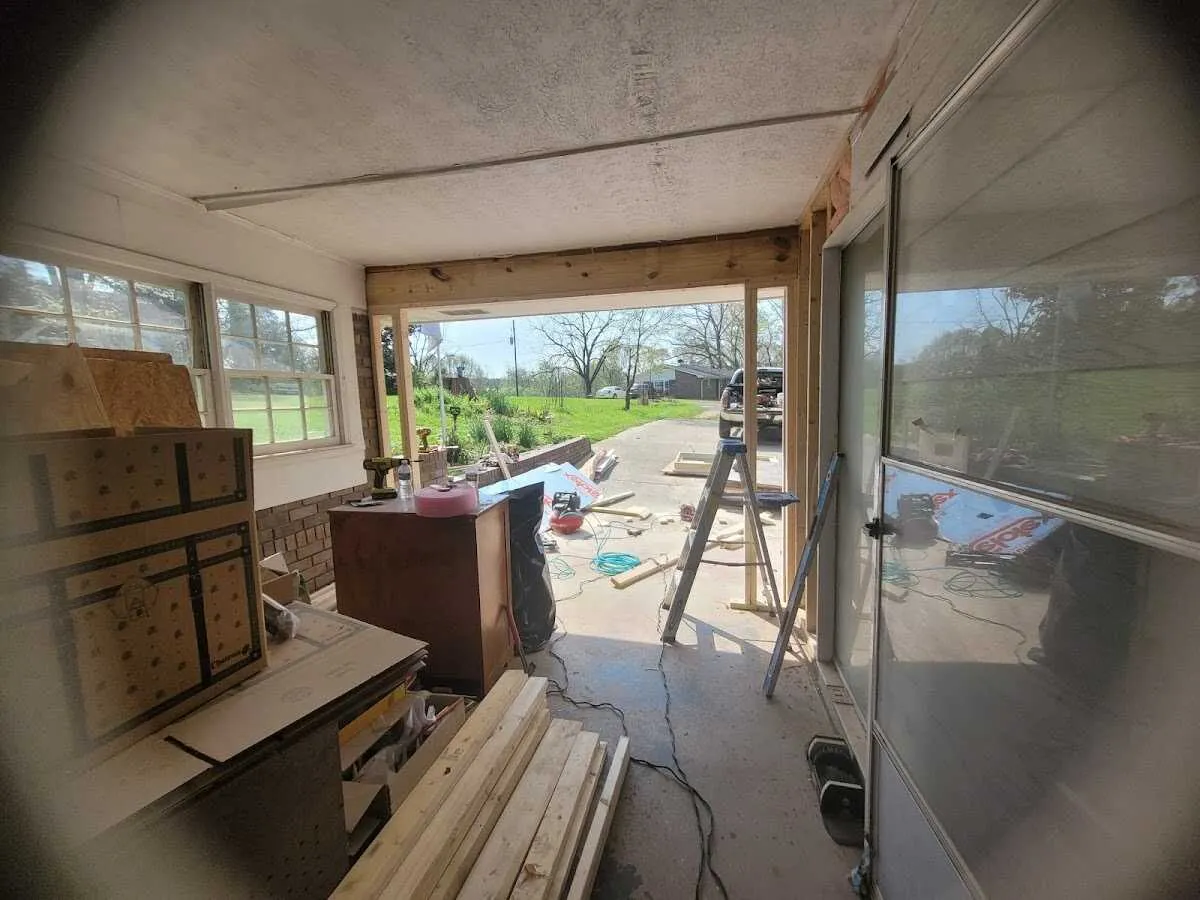 Air movers and dehumidifier for Water Mitigation Services in Albuquerque